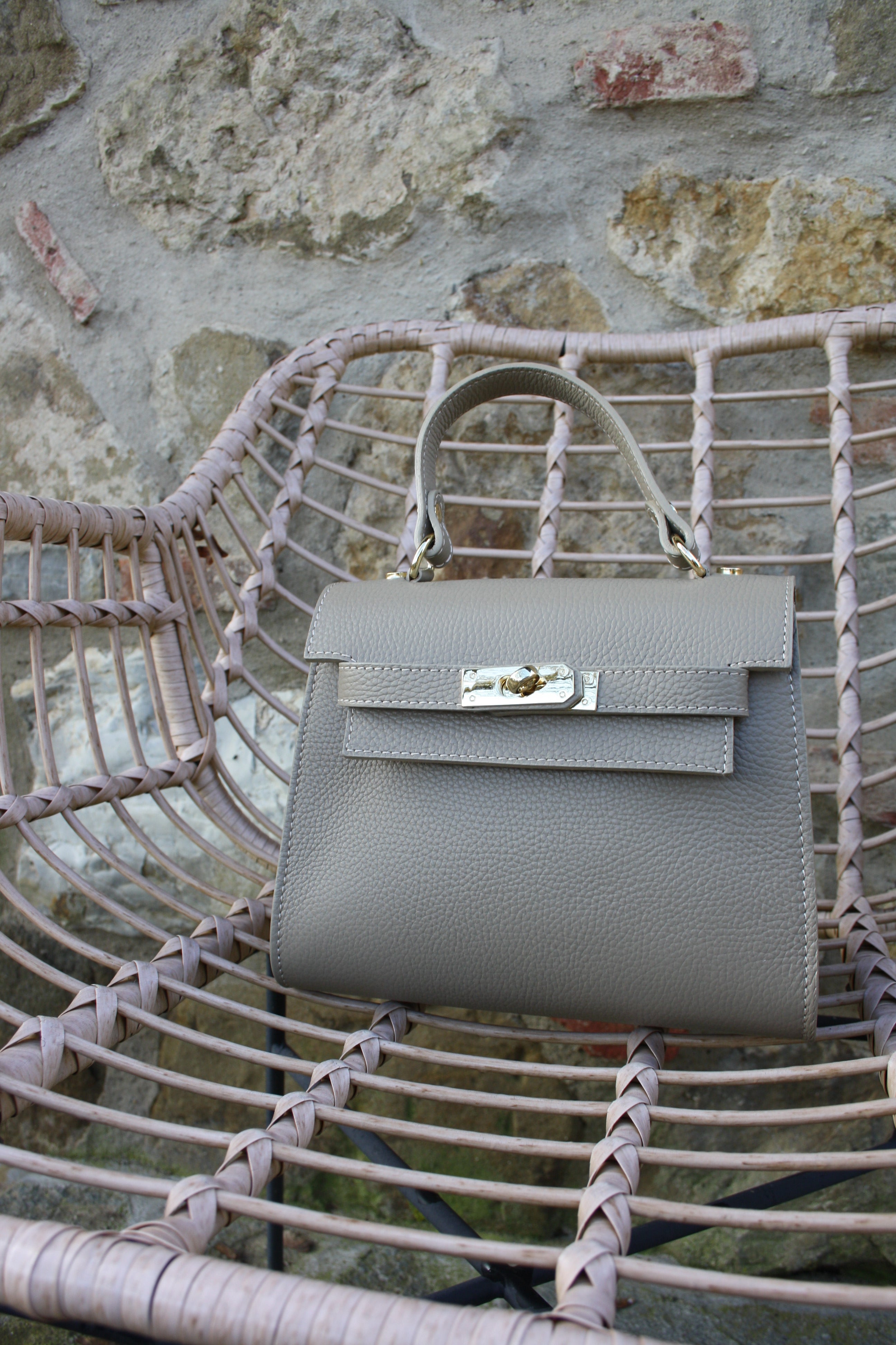 BORSA SOFI